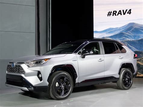 The 2019 Toyota Rav4 Hybrid Will Have A 600 Mile Range Carbuzz