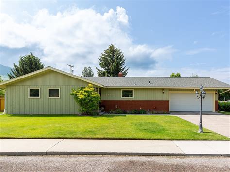1725 34th St, Missoula, MT 59801 | Zillow