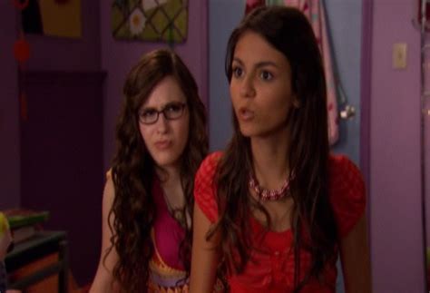 ‎zoey 101 The Complete Series In 2022 Comedy Tv Shows Dance Contest