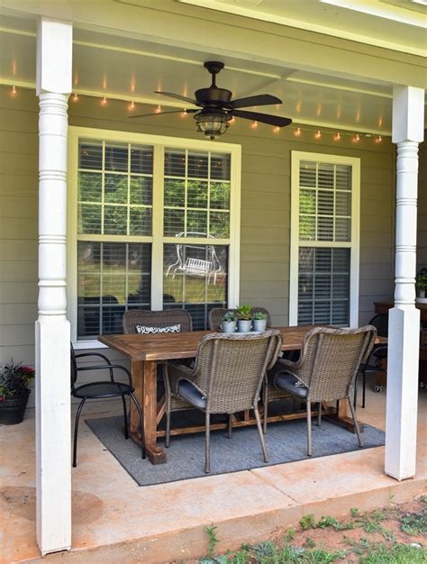 Diy Farmhouse Outdoor Patio Table Made With 2×4s For Less Than 60