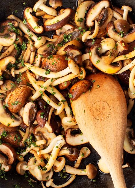Sauteed Mushrooms Recipe Love And Lemons