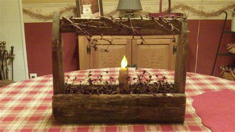 It is a great thing if you can have a country home complete with the country decoration too. Country Home Decorating Ideas - Primitive Toolbox