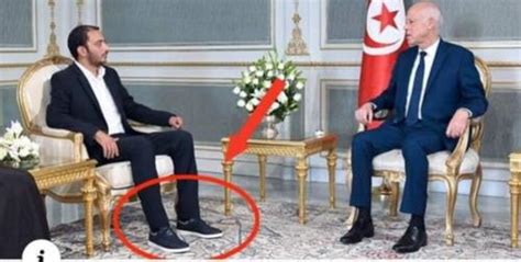 رئيس الحكومة التونسية يوسف الشاهد يلتقي نظيره الإسباني ماريانو راخوي في تونس. "ما هكذا نجلس".. صور لضيوف رئيس تونس تثير جدلاً