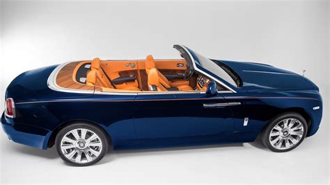 New Rolls Royce Convertible Dawn Delivers Super Luxurious Effortless