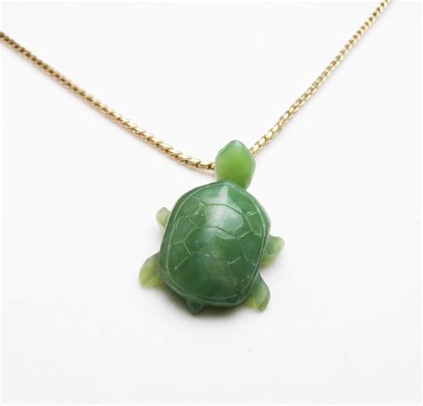 Vintage Jade Green Turtle Pendant Necklace By LorettasCache