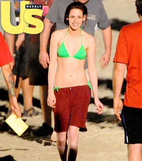 Kristins Green Bikini Rob Pattinson Kristen Stewart Strip For