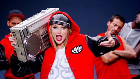 Taylor Swift Shake It Off Official Music Video Review Youtube
