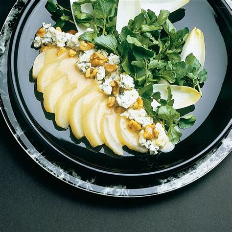 Asian Pear And Blue Cheese Salad Recipe Frigo® Cheese Recipe Pear And Blue Cheese Salad