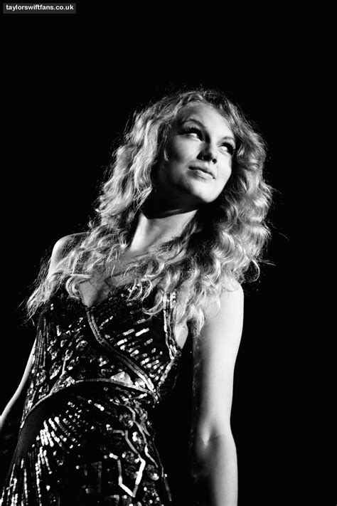 Taylor Swift Photoshoot Fearless Tour Taylor Swift Pictures Taylor