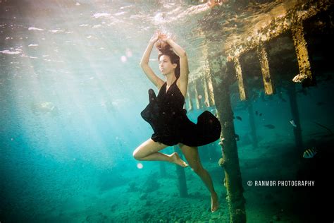 How To Photograph People Underwater Mozaik Uw