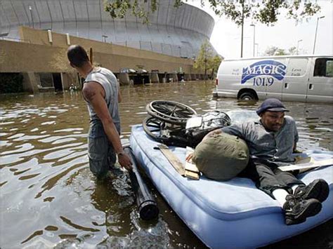 Hurricane Katrina Pictures Evacuation And Rescue