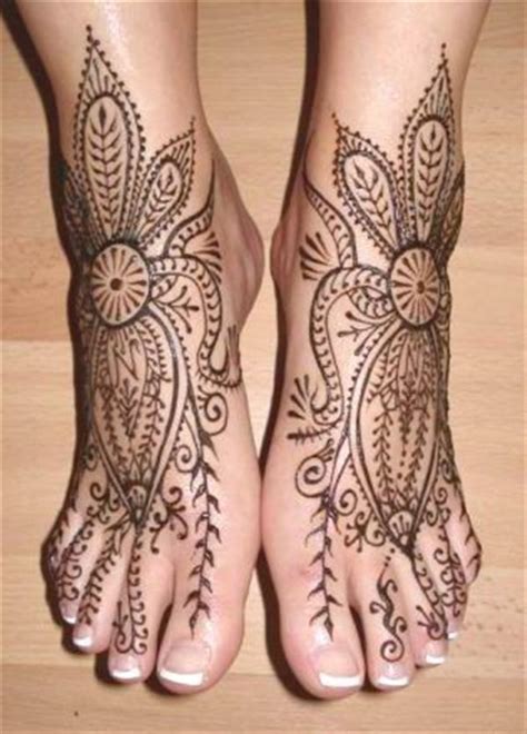 Best Henna Tattoo And Bridal Mehndi Designs 2012 Girlshue