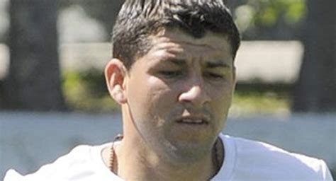 Ldu quito marca 2.09 marca cuando juega en casa y vélez sarsfield marca 1.53 goles cuando juega fuera (como promedio). Fútbol Ecuador Serie A Vélez: "Esperamos llegar en óptimas condiciones para conseguir los tres ...