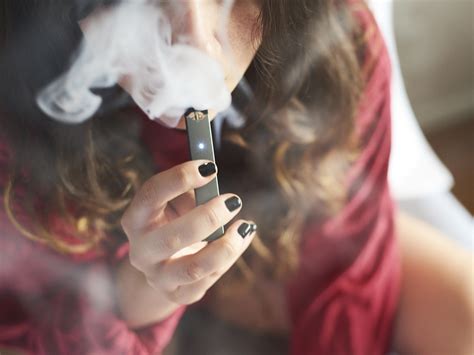 how vaping nicotine can affect a teenage brain michigan radio