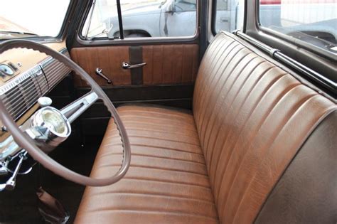 love this bench seat | Vehicles: Interior/Ideas | Pinterest | Bench