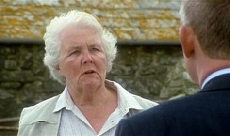 Why Did Aunt Joan Leave Doc Martin Tv And Radio Showbiz And Tv