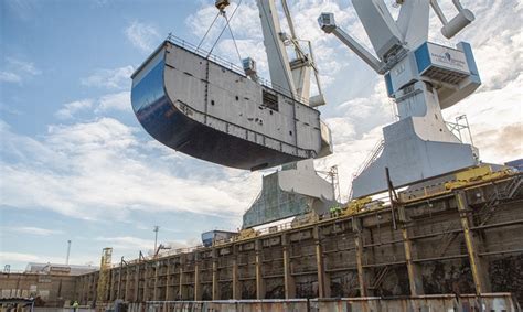 Rmc kehuu laivan kotimaisuusasteen olevan noin 80 prosenttia. AURORA BOTNIA taking shape in RMC building dock | Shippax