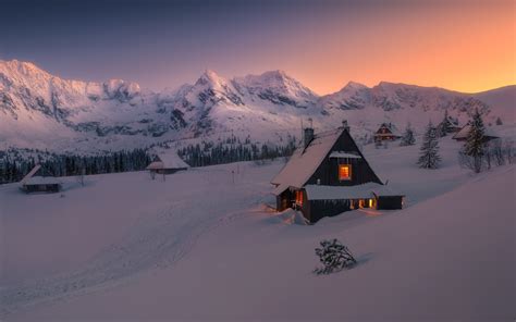 1920x1200 Resolution Evening In Winter Snowy House 1200p Wallpaper