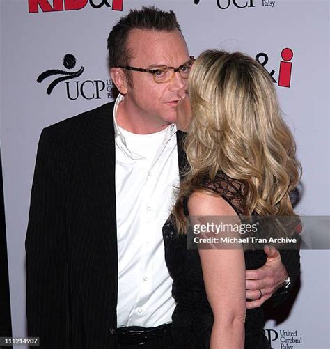 Tom Arnold Shelby Arnold Photos And Premium High Res Pictures Getty Images
