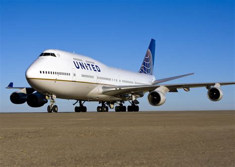 Photo Of First Boeing 747 400 In New United Airlines Livery