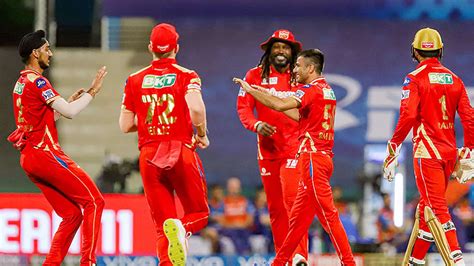 Mi Vs Pbks 2021 Mumbai Indians Keep Playoff Hopes Alive With A Six Wicket Win Over Punjab Kings