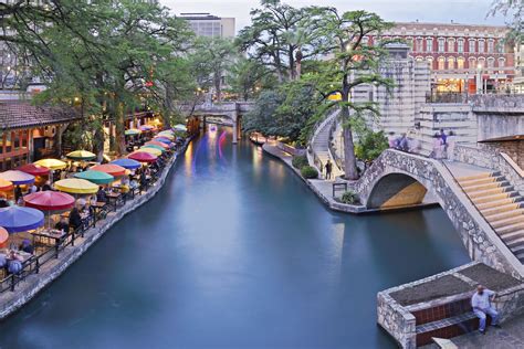 Explore San Antonio On A River Walk Cruise Genesis Northwest
