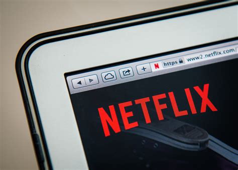 Netflix Stock Falls After Company Misses Subscriber Estimate Time