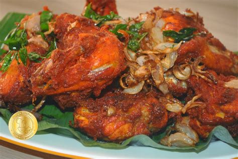 Not to be missed are the mamak restaurants, an important part of the food culture in malaysia. PATYSKITCHEN: AYAM GORENG MAMAK RANGGUP