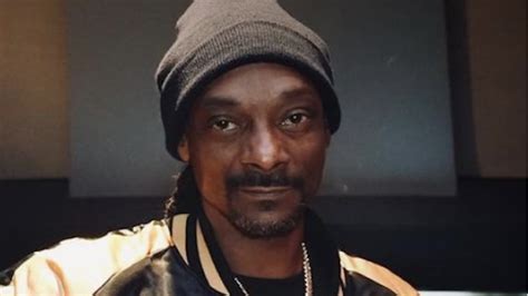 Snoop Dogg Claims He Is The Reason Tupac Signed To Death Rowambrosia