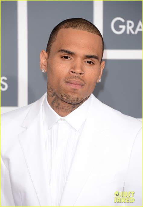 Chris Brown Grammys 2013 Red Carpet Photo 2809197 Chris Brown