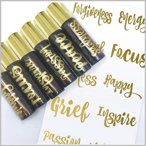 Launched in 2012, gold label cosmetics started out as a fun venture for makeup artist, kristen elise brown to create a cosmetics line that had women from all walks of life in mind. Gold labels for lip gloss tubes | Cosmetic labels wholesale