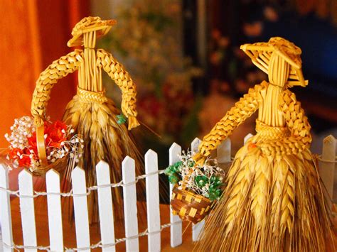 Vitamins that degrade all too quickly when exposed to the air. Mossbank Debator: Wheat weaving 'almost had a life of its ...