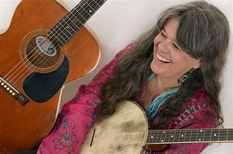 An Evening With Singer Songwriter Anne Hills New Bedford Guide