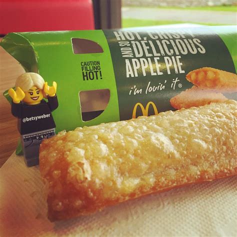 My fellow Americans... Who remembers when @mcdonalds Apple ...