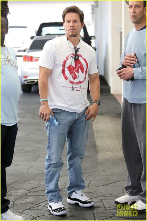 Aggregate More Than 160 Mark Wahlberg Shoe Size Super Hot Vn