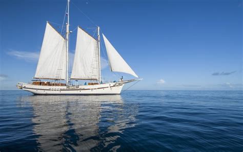 Luxury Gaff Rigged Schooner The Luxury Bali