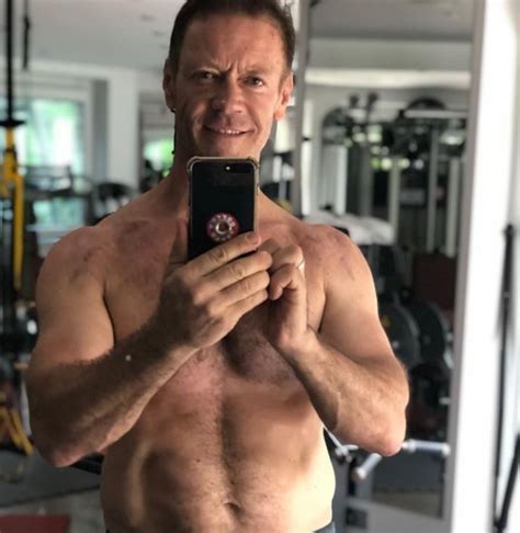 Rocco Siffredi Instancabile Star A Luci Rosse A 57 Anni Vince Ben Due