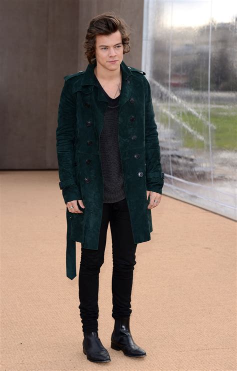 Handcrafted in europe with the finest leathers. Harry Styles's Boots — One Direction Saint Laurent Chelsea ...