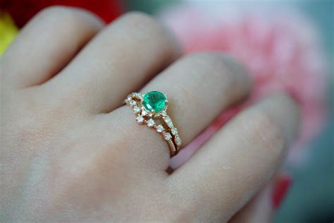 Vintage Natural Emerald Engagement Ring Majestica
