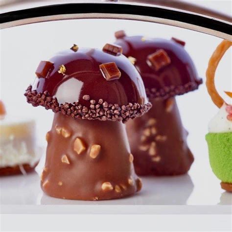 Offrez un sujet en chocolat original pour le 1er avril une création « gourmandises ». Jimmy Mornet（@jimmy_mornet）：「 Champignon chocolat noisette ...