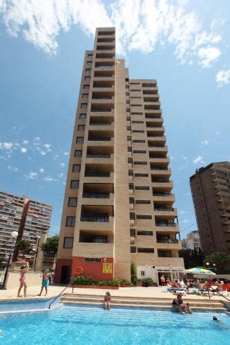 ¿te apetecen unas vacaciones deportivas? Apartamentos Mayra, Benidorm, Alicante ...