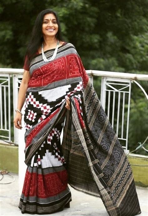 Pin By Bhavna Pattnaik On Saree Cotton Saree Designs Sambalpuri Saree Pure Silk Sarees