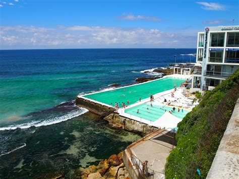 Funky Pies, Bondi Beach - Vegan Sparkles with Rebecca Weller