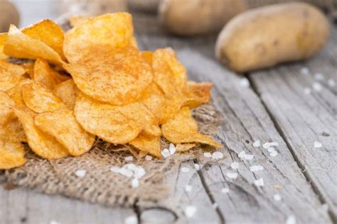 8 Acne Causing Foods You Need To Avoid For Clearer Skin