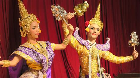 Traditional Thai Dances Bangkok Youtube