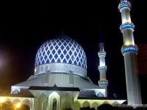 This site contains beautiful mosques photo around the world, islamic centre , masjid, mosque maps, mosque locations, mosque wallpapers and islamic centre address. Blue Mosque in Shah Alam, Kuala Lumpur | Backpacking Malaysia