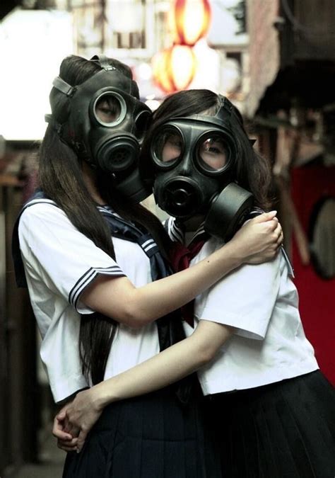 Pin By Utsushimi On Style 》2 Gas Mask Girl Mask Girl Gas Mask