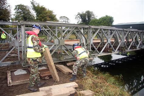 Bailey Bridge Construction Members Of The Defence Forces E Flickr