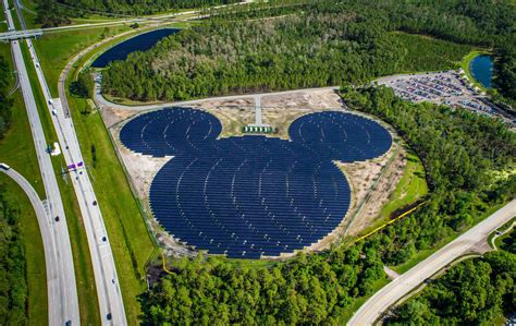 11 Most Beautiful Solar Farms In The World Renewable Logic