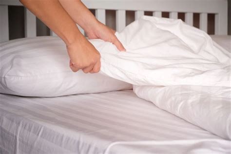 How To Clean A Mattress With Baking Soda And Vinegar 6 Easy Steps
